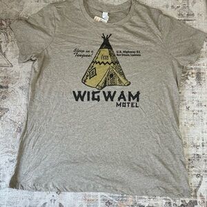 Wigwam Motel Graphic Tee